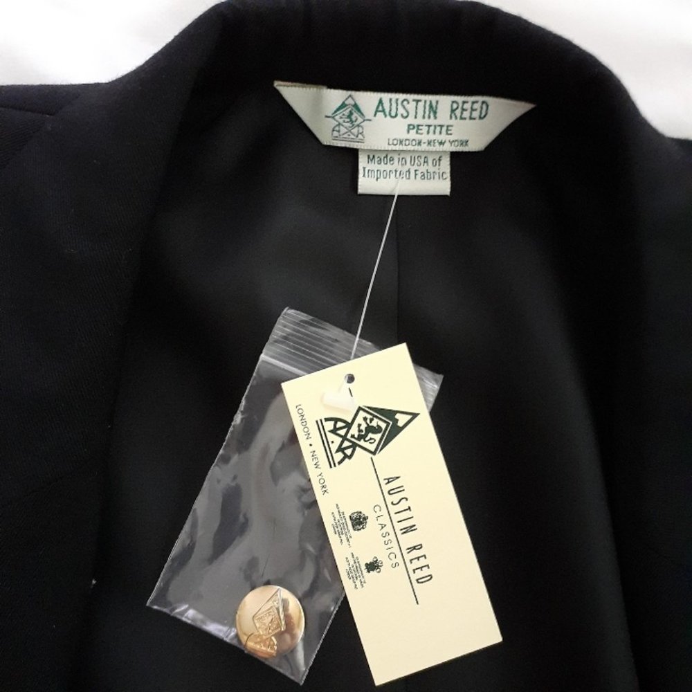 Austin Reed Black Wool Hanover Blazer 10P NWT New with Tags - Picture 9 of 14